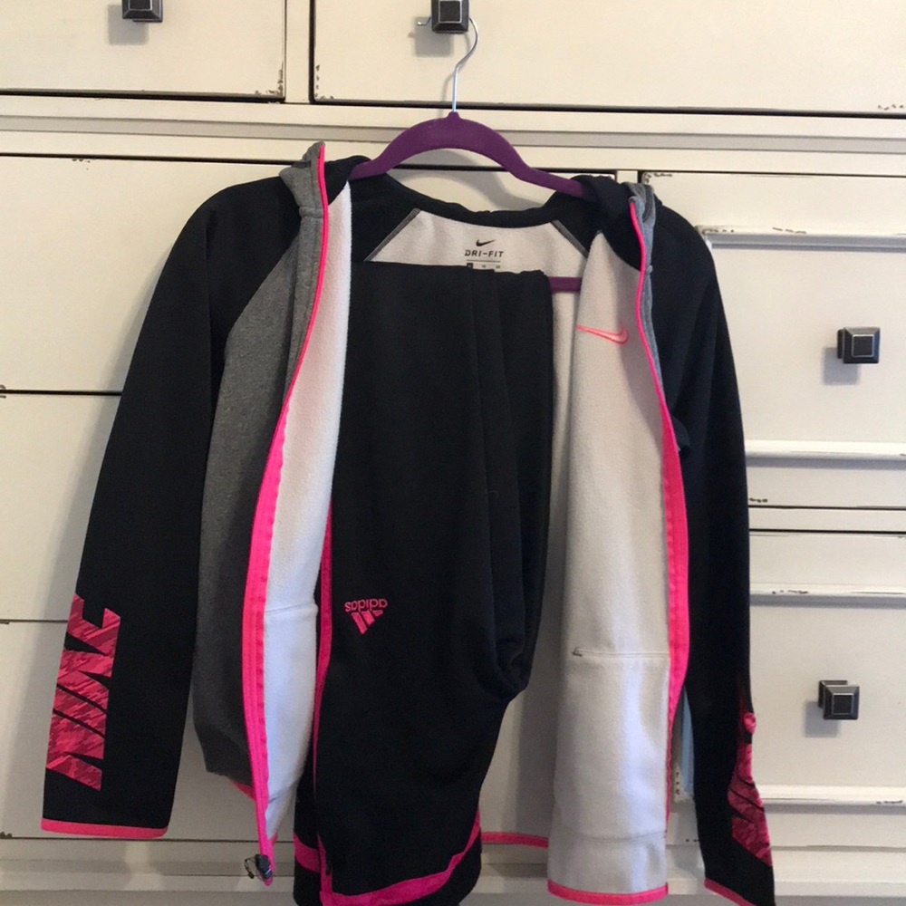 🎉SALE🎉An Nike jacket and adidas sweatpants combo